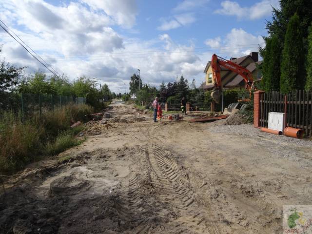 Budowa dróg gminnych na Osiedlu Kwiatowym w Kobylnicy wraz z budową sieci kanalizacji deszczowej etap I