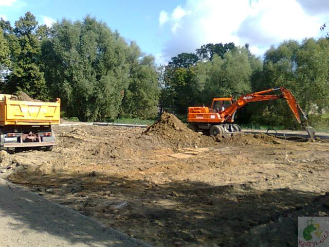 Budowa placu zabaw i renowacja nawierzchni boiska trawiastego na działkach nr 76 i nr 77 w miejscowości Zębowo