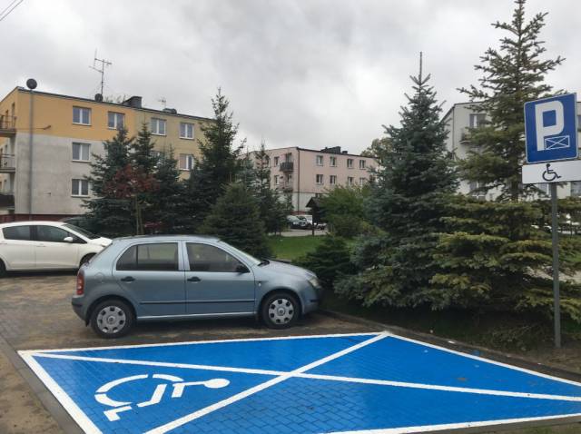 Nowe miejsca parkingowe w Kończewie